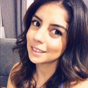 Meet your Posher, Gina